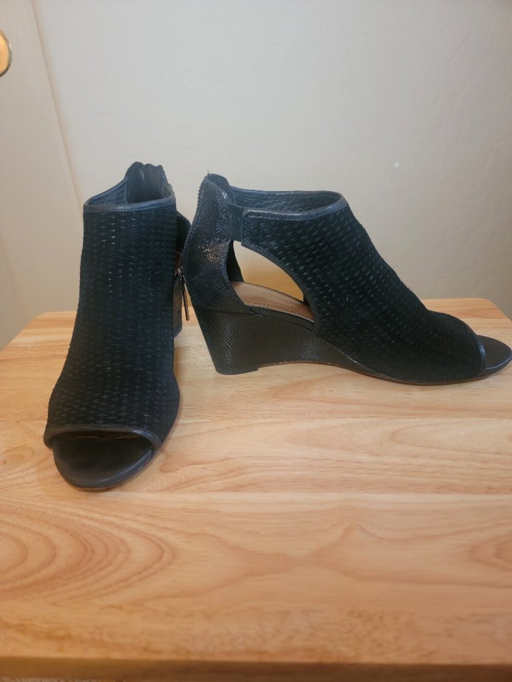 Donald J. Pliner Jace Black Suede Perforated Wedge Peep Toe Bootie Women's 8.5 M